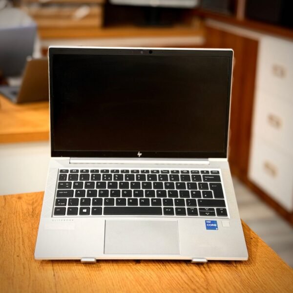 HP EliteBook 830 G8, Core i5 11th Gen, 8/256 & 16/512, FHD