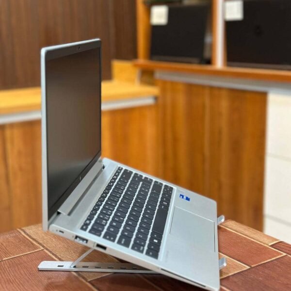 HP EliteBook 640 G10, Core i5 13th Gen, 8/256 & 16/512 - Image 2