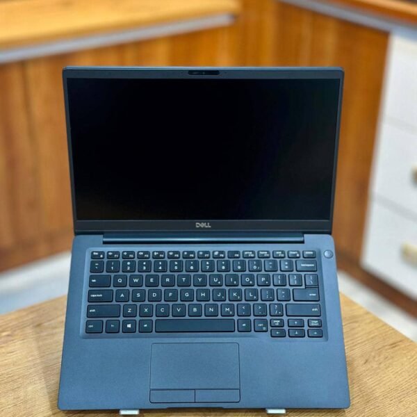 Dell Latitude 7400, Core i7 8th Gen, Carbon Fibre, Like New