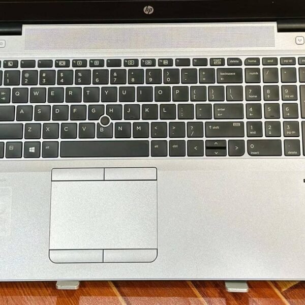 HP EliteBook 850 G4, Core i5 7th Gen, 15.6" Display - Image 2