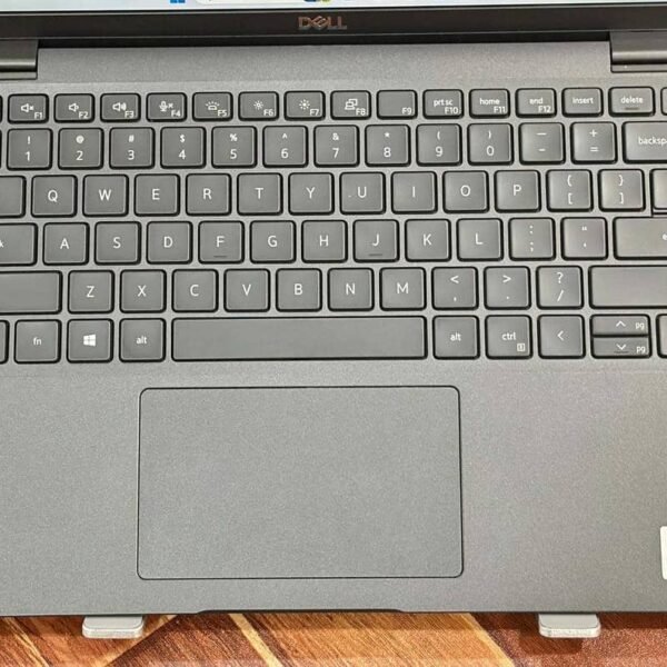 Dell Latitude 7410, Core i5 10th Gen, Black Carbon Fiber - Image 2