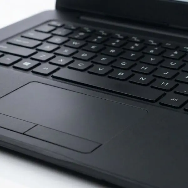 Dell Inspiron 5468, Core i7 7th Gen, 2GB Graphics - Image 3