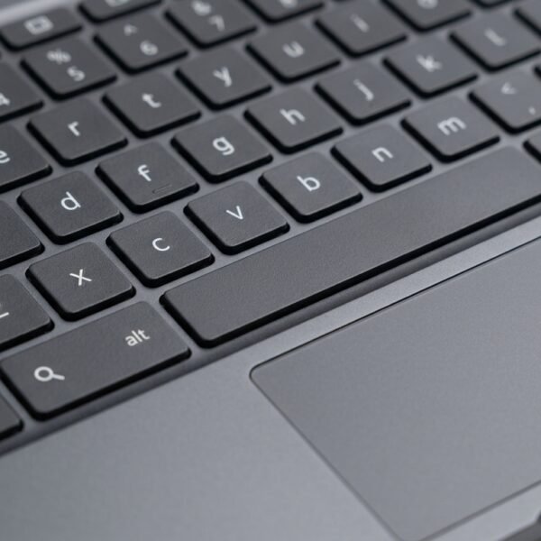 Lenovo Chromebook N42 - 4GB/16GB - 14" - Play Store - Image 2