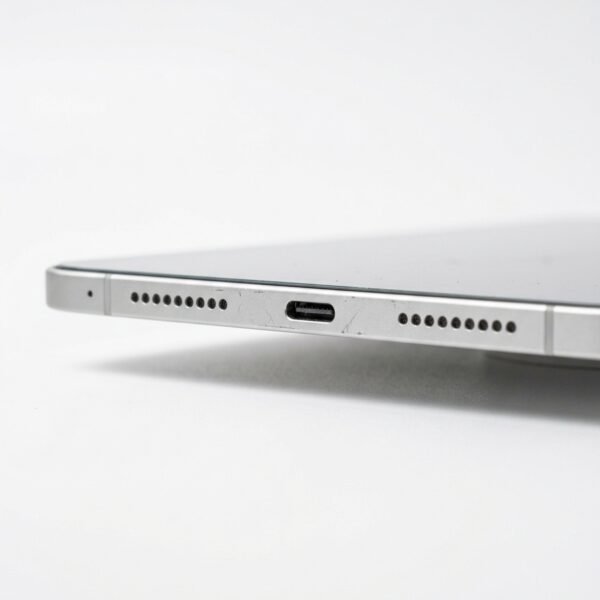 Apple iPad Pro 11" 7th Generation (M4) 256GB - Image 4