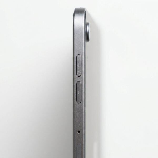 Apple iPad 8th Generation 10.2" | 32GB, Silver, Factory Unlocked - Image 4